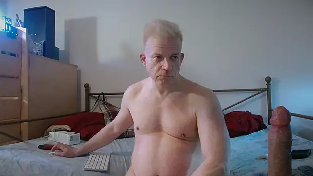 Dragonnyc@xh: διαδικτυακό σόου στην κάμερα