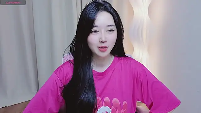 Chat +18 de Miu-999 ao vivo