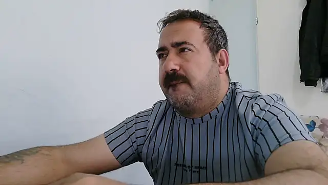 mio_jaks Adlı Modelin Canlı XXX Sohbeti