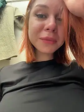 RosieSecret Adlı Modelin Canlı XXX Sohbeti