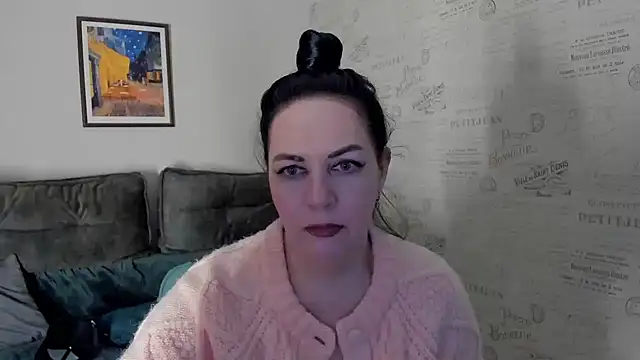 Czat XXX na żywo – Roxy_doll