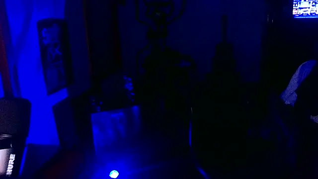 LEVIATHANX666: онлайн-секс-чат