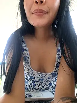 Ally-cutee's Live XXX Chat