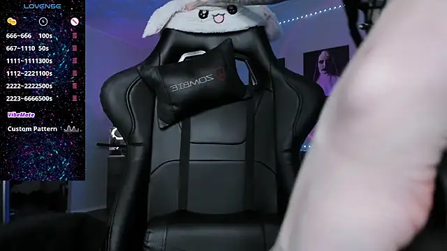 RachelQueen_ élő XXX-chatje