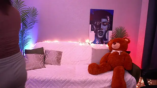 XXX chat uživo modela MirandaWong