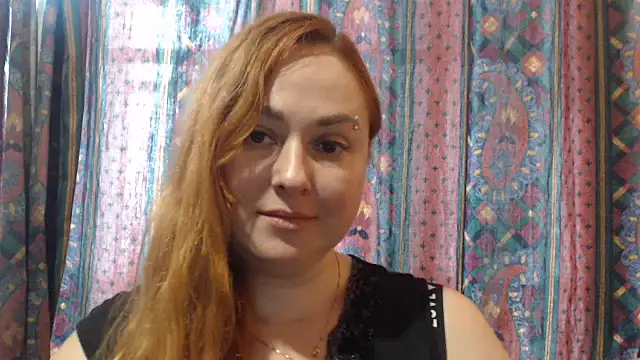 Foxy_Kate3333: онлайн-секс-чат