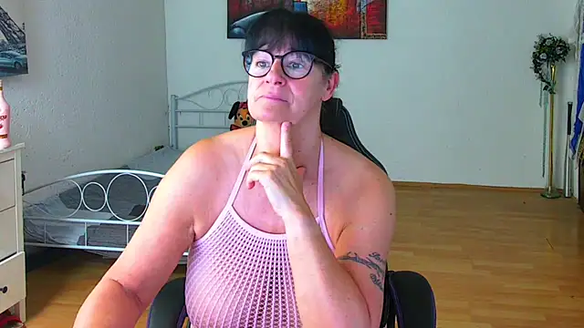 Sylly's Live XXX Chat