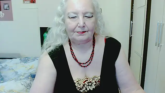 GrannyAlisa 网络视讯表演