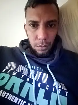 UnreadyChutzpa's Webcam Show