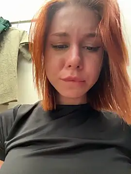 RosieSecret Adlı Modelin Canlı XXX Sohbeti