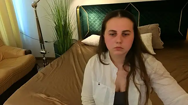 MikaFoxy's Webcam Show