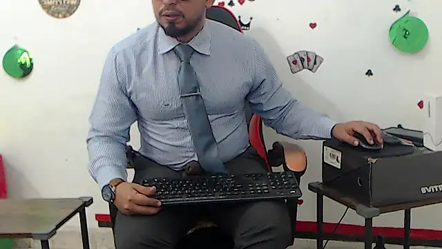 KalethBigDick: απευθείας συνομιλία ΧΧΧ