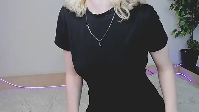 EdythElswick 现场XXX聊天