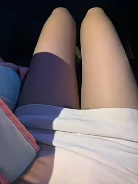 littleqiu 在線直播表演