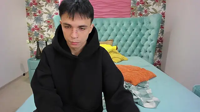 ClarkBev Adlı Modelin Web Kamerası Şovu