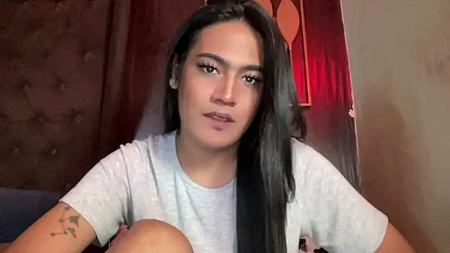 Pokazy przed kamerką – theonlycindy