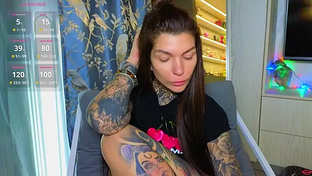 tattooedBabyy 라이브 XXX 채팅
