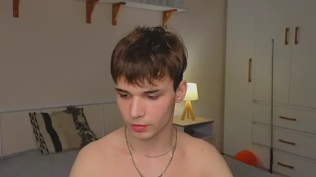 nixyasebe 现场XXX聊天