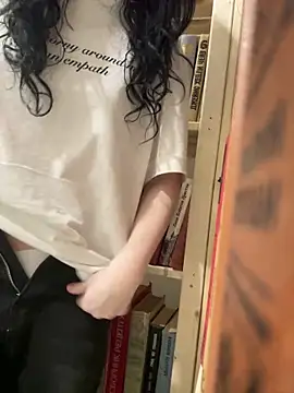 Flora_RayのライブXXXチャット