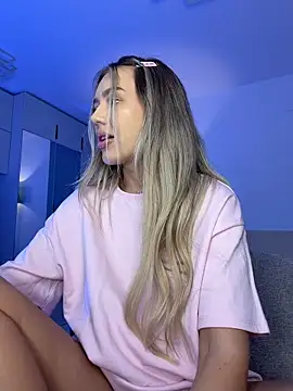 Chat XXX en directo de BarbieDoll13