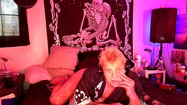 whitehole4bbc252's Webcam Show