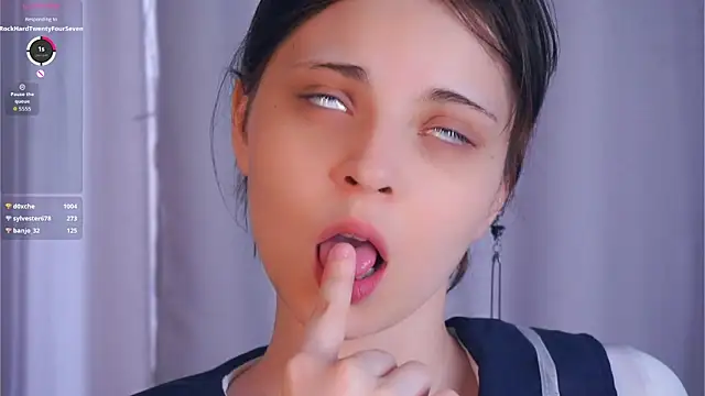 Chat XXX en directo de SharylOrbin