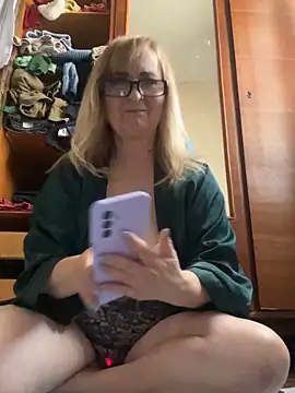 Chat XXX ao vivo de Irina2909@xh