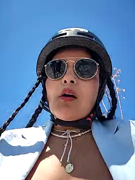 XXX chat uživo modela bellapaty