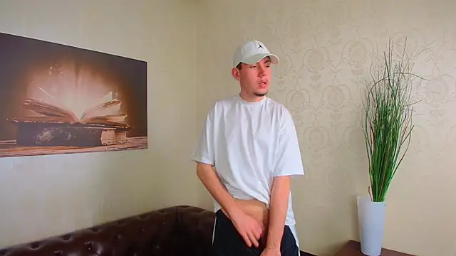 KrewVaughn Webcam show