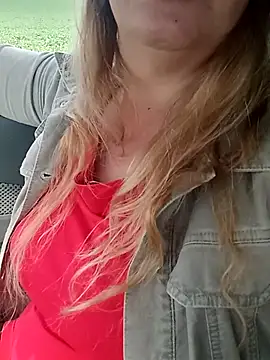 Chat XXX en directo de Saysomething3