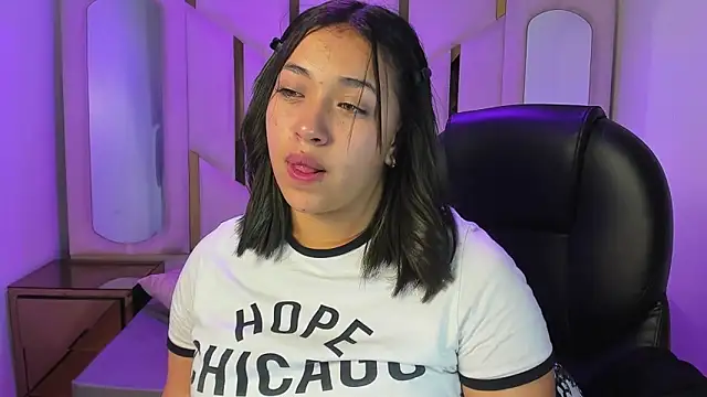 IsabellRodriguez18 Live XXX-chat