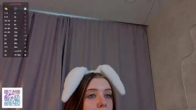 Chat +18 de SonjaMonje ao vivo