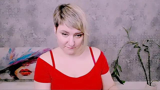 Djullia Live XXX-Chat