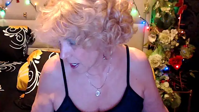 HappyWomanOn Chat XXX in diretta