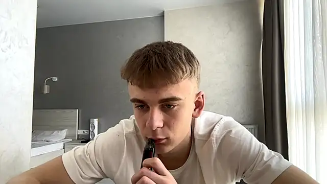 SoloFury Chat XXX live