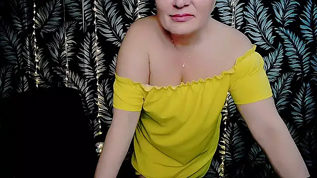 Olivia_playful Adlı Modelin Canlı XXX Sohbeti