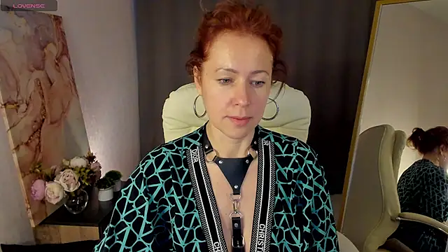 Chat +18 de LeticiaRomano ao vivo