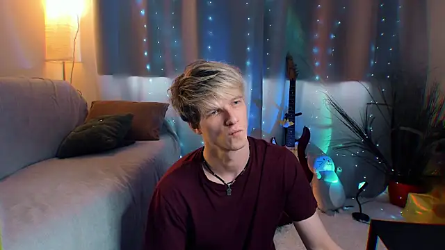 Show modela Breston_Sweet na web-kameri