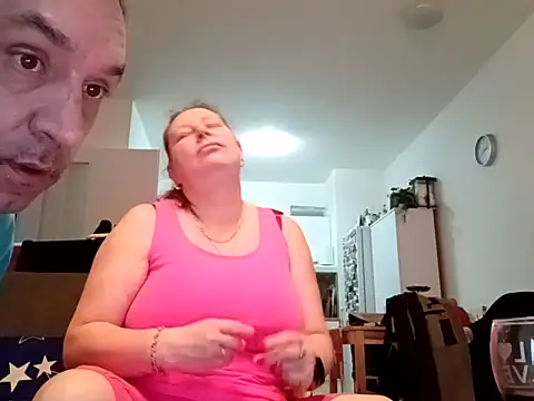 Jahudka47's Live XXX Chat