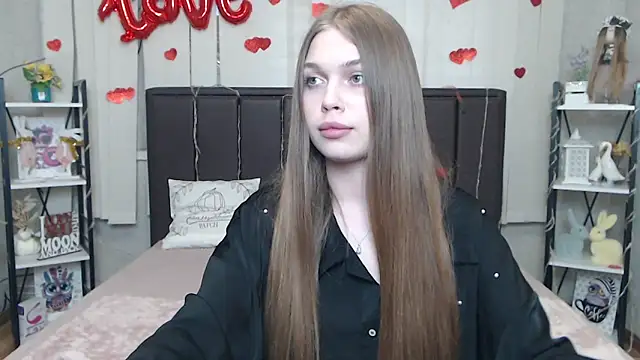 LaraPika Adlı Modelin Canlı XXX Sohbeti