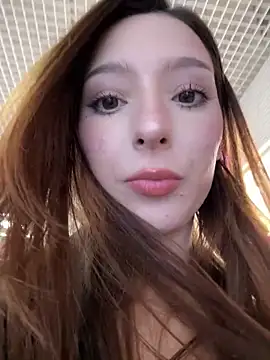 LilluKatten Adlı Modelin Canlı XXX Sohbeti