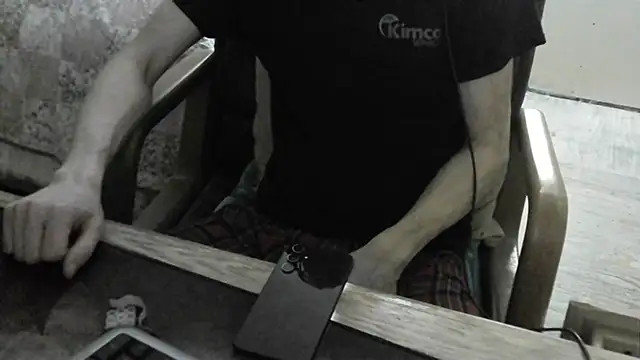 Show modela FiSTALiTY na web-kameri