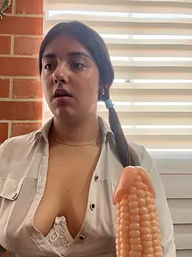 A-uroora – Live XXX-chat