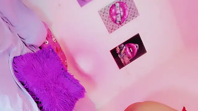 0MEGAN01 Adlı Modelin Web Kamerası Şovu