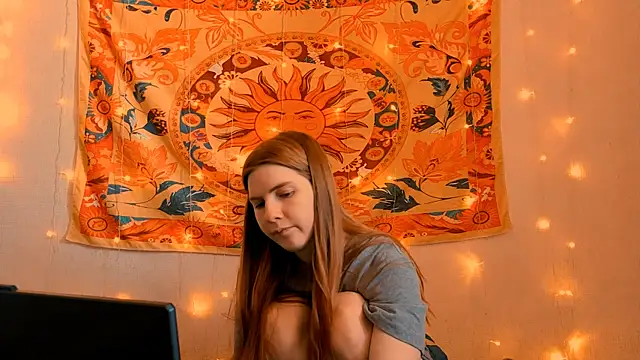 AliceCUNTach's Live XXX Chat