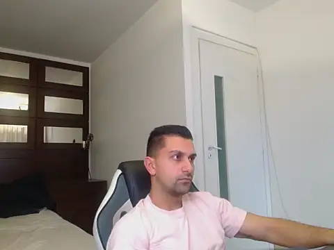 BryceReign Chat XXX live