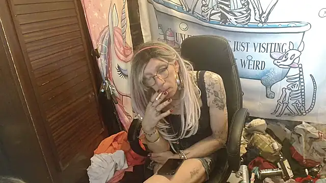 Pokazy przed kamerką – Ombeline1