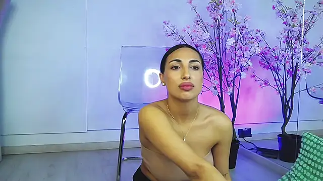 NattyMoonxのライブXXXチャット