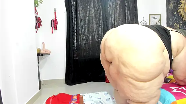 MANDY-BBW Live XXX-Chat