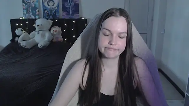 Little_flowers Adlı Modelin Canlı XXX Sohbeti